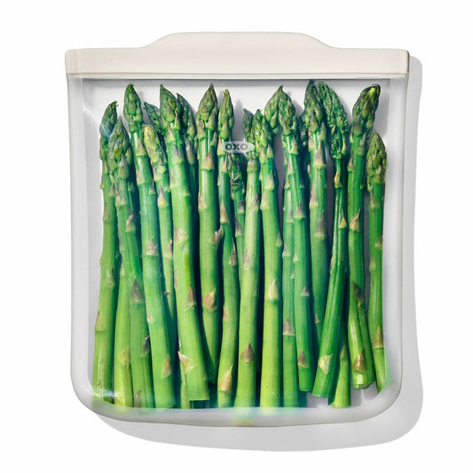 silicone-reusable-bag-half-gallon-bag-64-oz-oat-m7 oxo_sandwich_silicone_bag-11386600_015.jpg