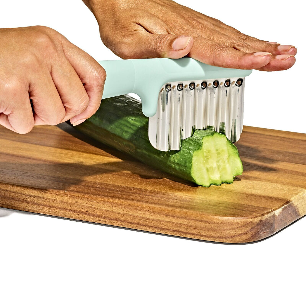 cut-and-prep-set-3-piece-e8 tot_61176700_baby-food-prep-set_pdp_04.jpeg