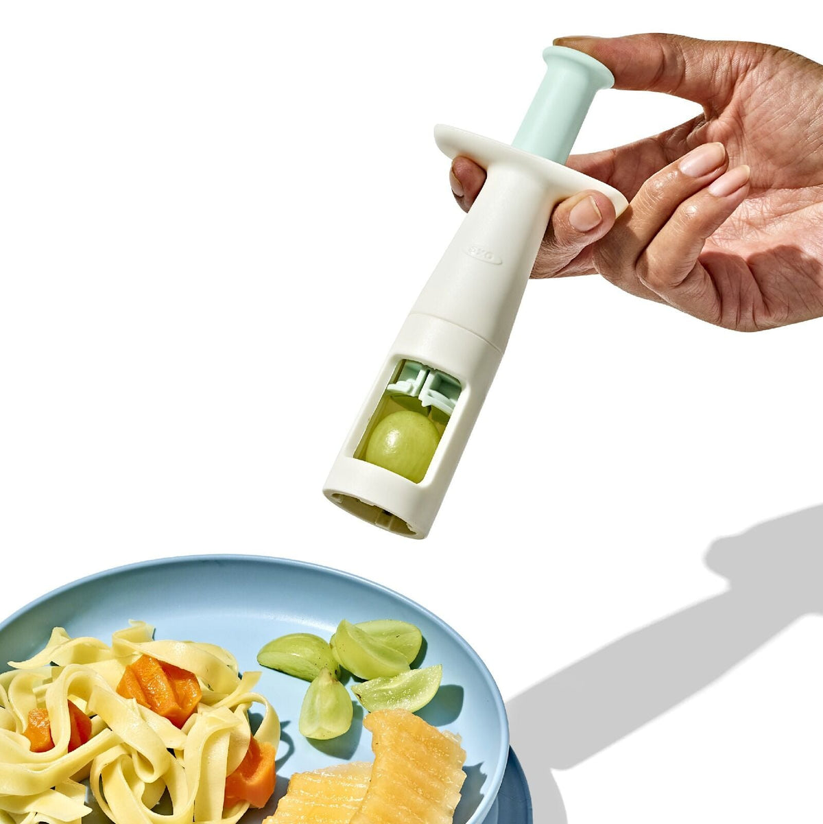 cut-and-prep-set-3-piece-e8 tot_61176700_baby-food-prep-set_pdp_05.jpeg