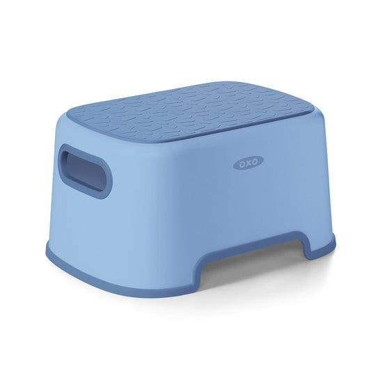 step-stool-dusk-y7 tot_63171600_step-stool-dusk_00_main.jpeg