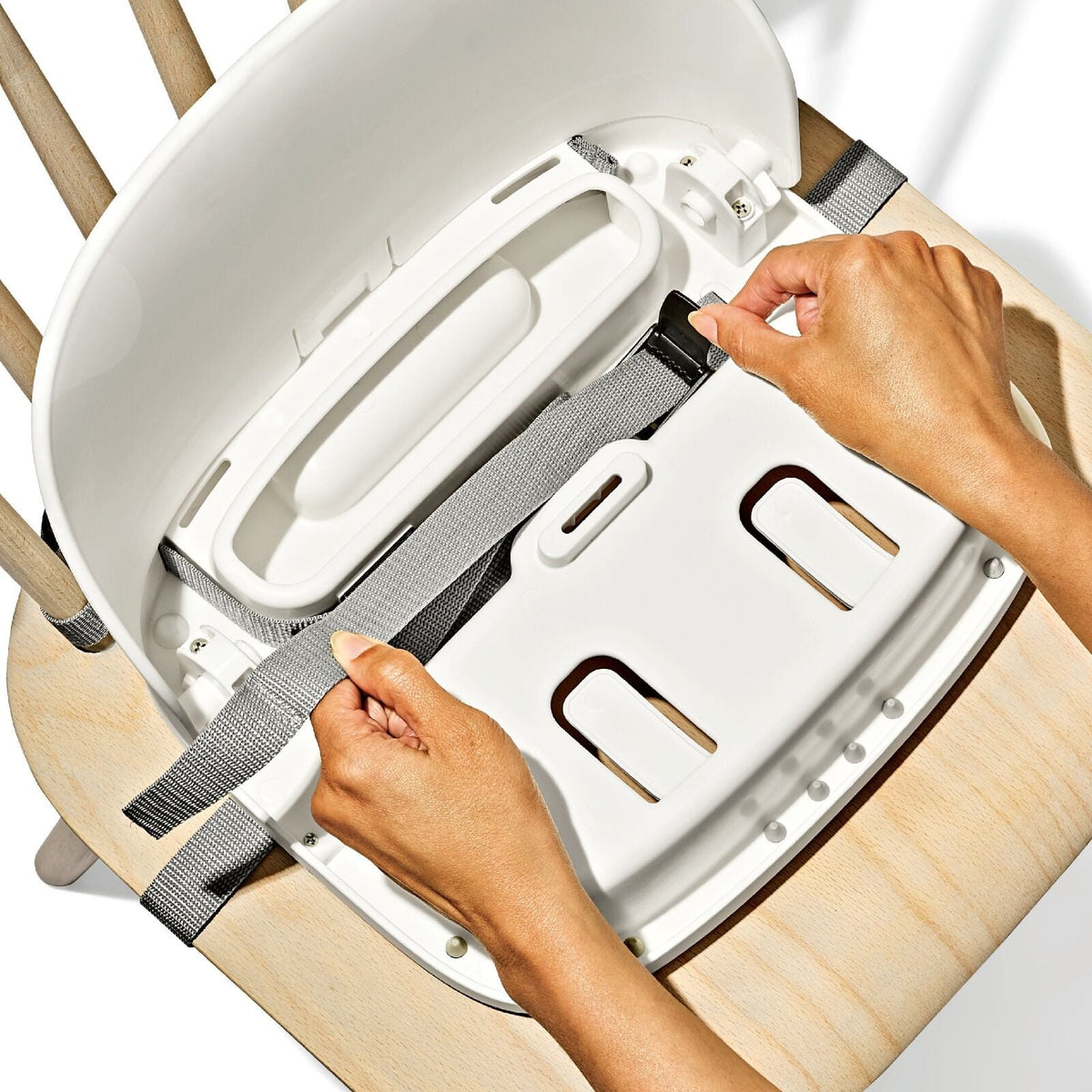 perch-booster-seat-with-straps-g5 tot_63172900_perch-booster-seat-blossom_pdp_02.jpeg